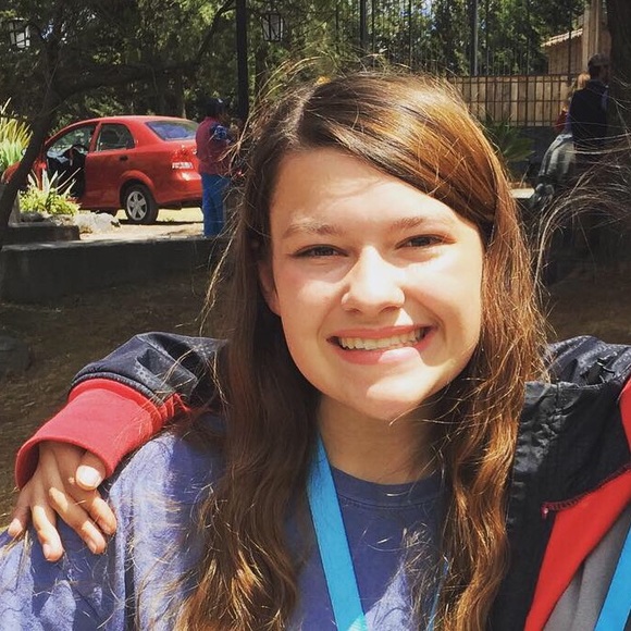 Meet your Posher, Rebekah - Picture 1 of 1